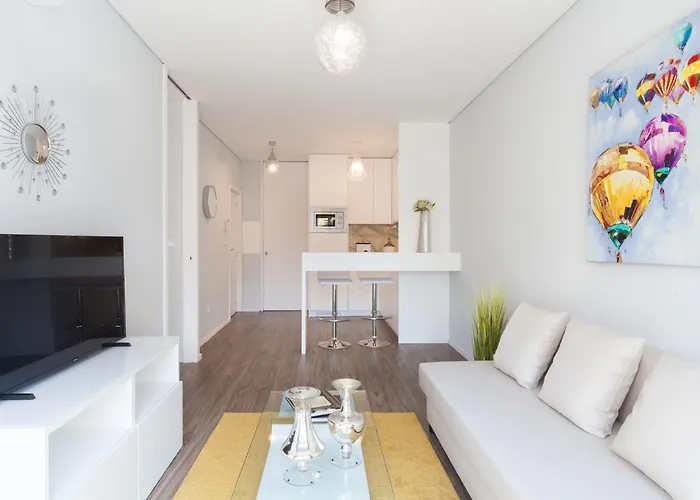 Urban Views - Ml Inspired By Palacio De Cristal